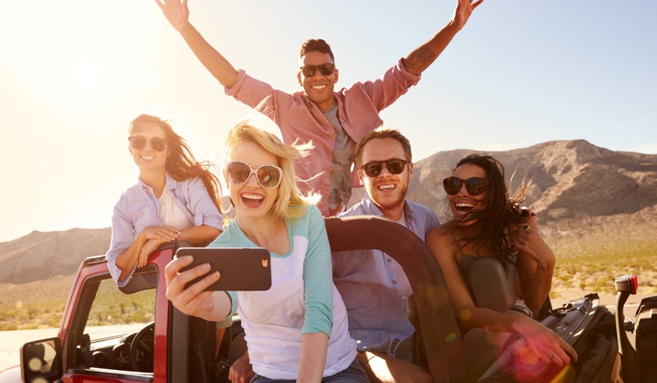 Viajes en Grupo por Europa: Las 10 Mejores Empresas para tus Aventuras